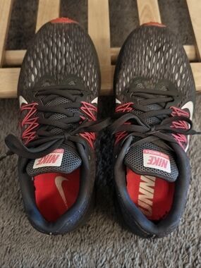 Nike Women's Running Shoes - Grey with Pink Accents